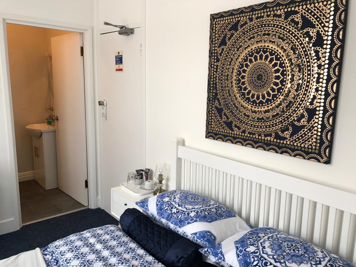 Castle Lodge Guest House نيوبورت المظهر الخارجي الصورة